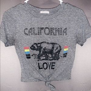 A cropped heather (grey) California top.